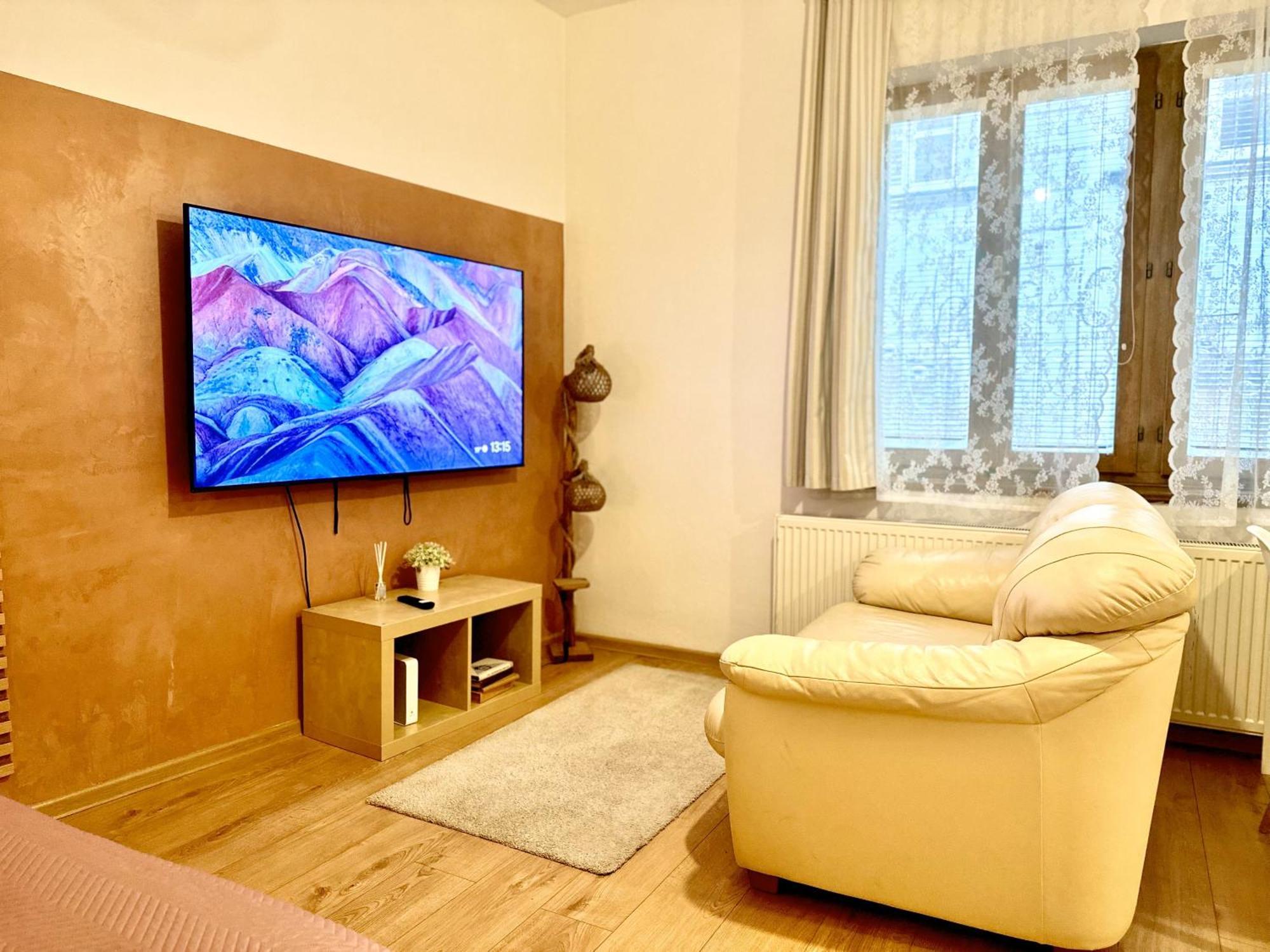 Apartment Kate - Old Town Bratislava Eksteriør bilde